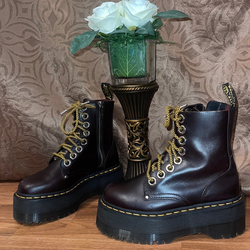 🖤 Dr. Martens VEGAN JADON BOOT MAX PLATFORMS🖤 Size 3 UK 🇬🇧